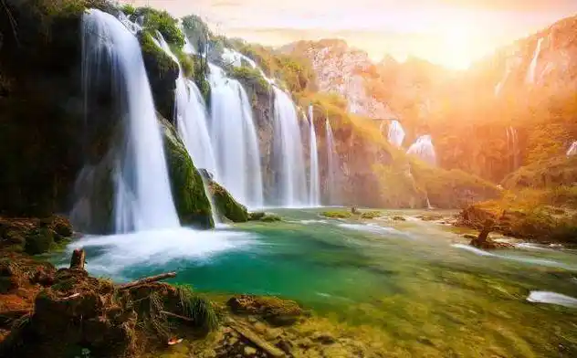 生肖牛属牛的人,今年之内啥时候都特别的顺利,作为年轻一代,如果已经