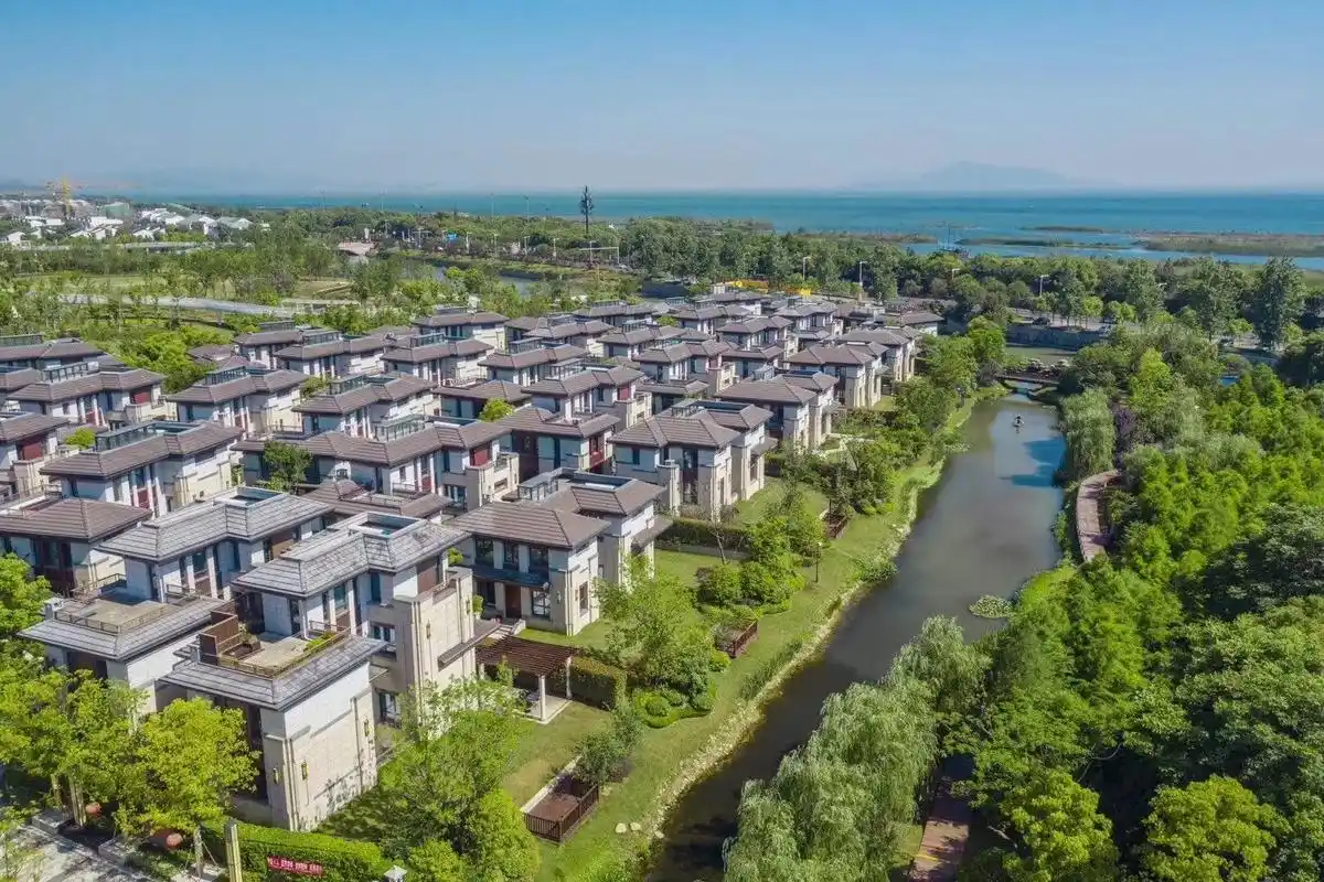 稀缺资源 太湖一线湖景独栋别墅区.苏州环太湖一线独栋社区 毛 - 抖音