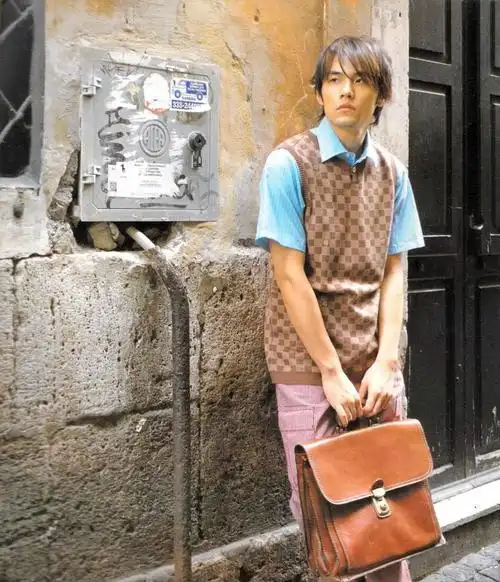 周杰伦刚出道时期的珍贵照片,每一张图都充满了回忆!收藏!