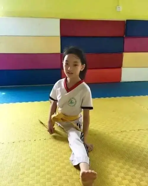 教练跆拳道训练为什么要赤脚?