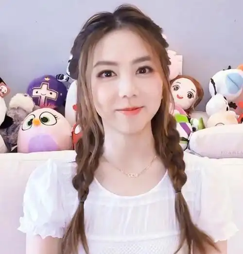 张碧晨华晨宇关系扑朔迷离