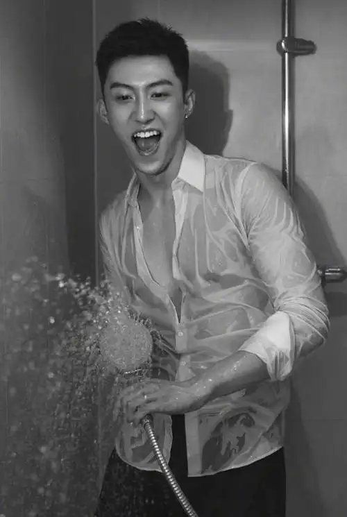 黄景瑜帅气高清图片   我的贺兰大人,黄景瑜最帅的图片(帅气硬朗大