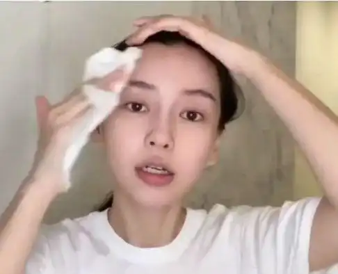 有种整容叫杨颖卸妆当她露出真正素颜后确定30岁