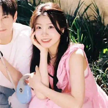 很好看的甜美最新情侣头像一男一女,看着你挺好 我心里踏实