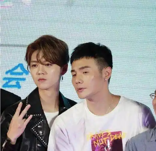 王源肖战两人亲密关系揭秘,杨幂的邻居竟然是她_李荣浩_佟丽娅_小区