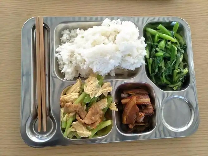 职工新食堂用餐新体验