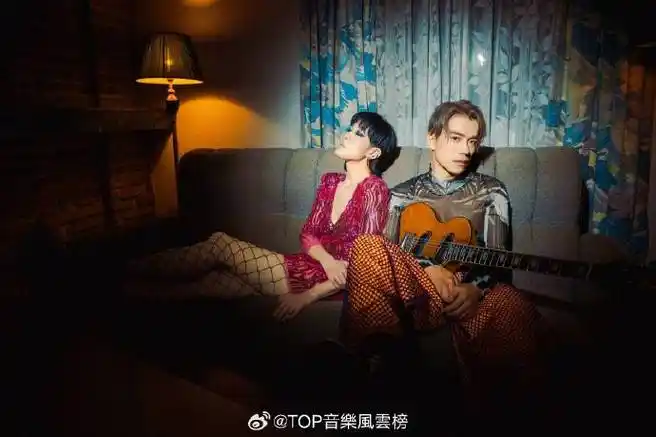 这次他不是苏打绿的吉他手家凯,而是k6@刘家凯,k6刘家凯首张专辑《太