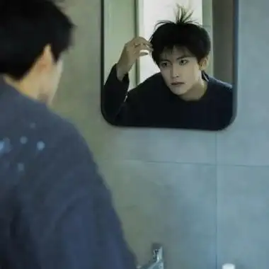 魅力男生头像成熟稳重又很酷