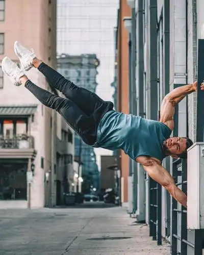 他们是ins最火健身情侣你有马甲线我有麒麟臂太甜了