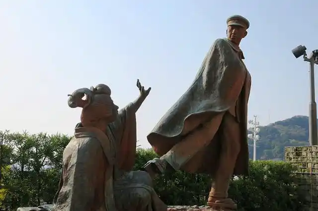 品读《金色夜叉》,金钱和爱情的战争里没有赢家