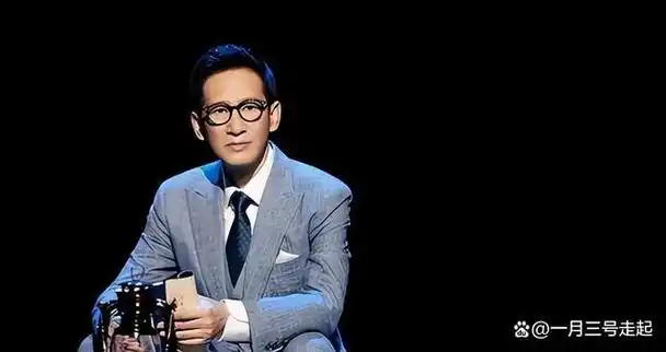 王劲松:一路走得苦!有戏演就对,55岁没儿没女又如何?