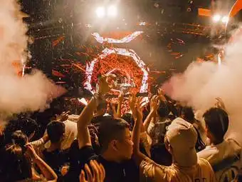 西安范特西相关搜索结果推荐-大众点评网