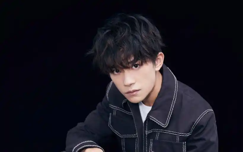 tfboys易烊千玺桌面壁纸图片 - 第4张