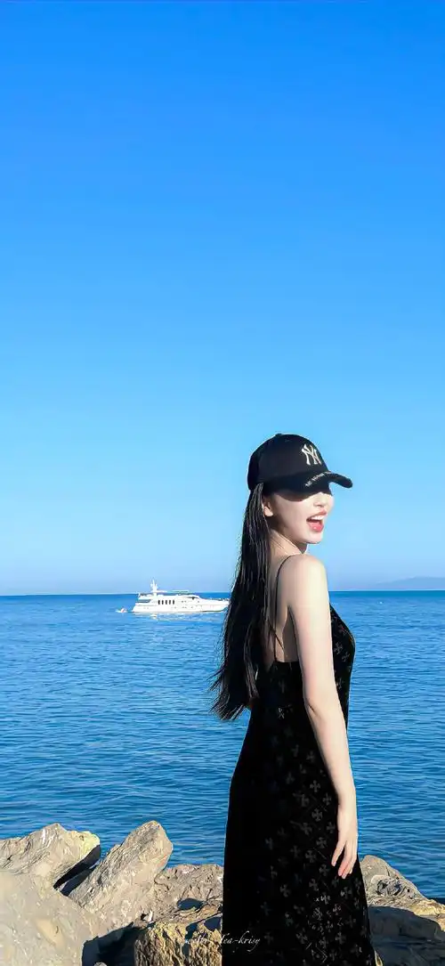 989915更新壁纸～#虞书欣