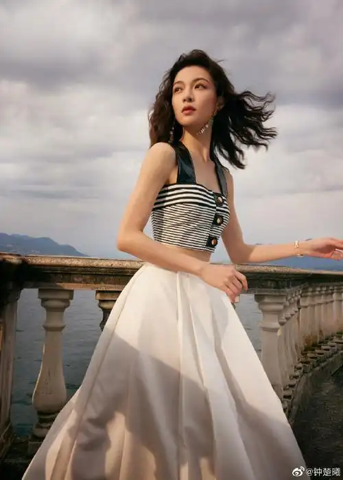 李沁 娜扎 孟子义 江疏影 祝绪丹 钟楚曦 李一桐 胡冰卿 陈钰琪 徐璐