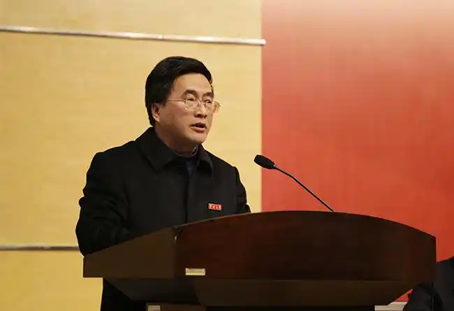 中共常州大学第一届委员会第五次全体会议隆重召开