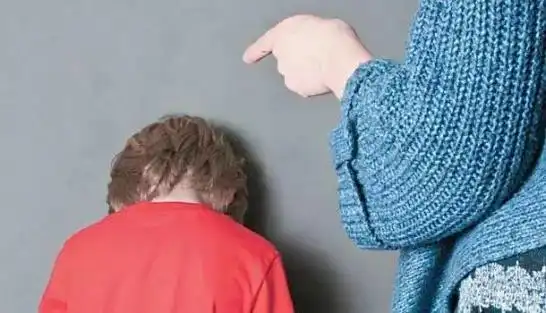 易怒父母养出来的孩子是什么样的你的情绪决定孩子一生的性格