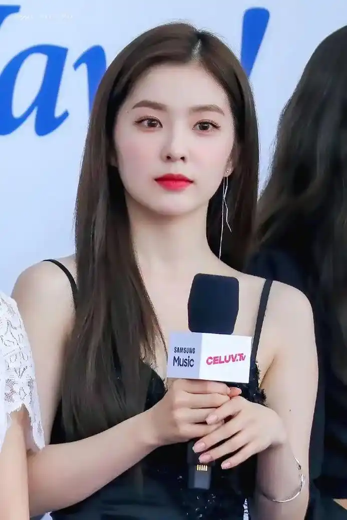 韩国神颜裴姐的三套同款 都被我扒出来了 - cosmedna