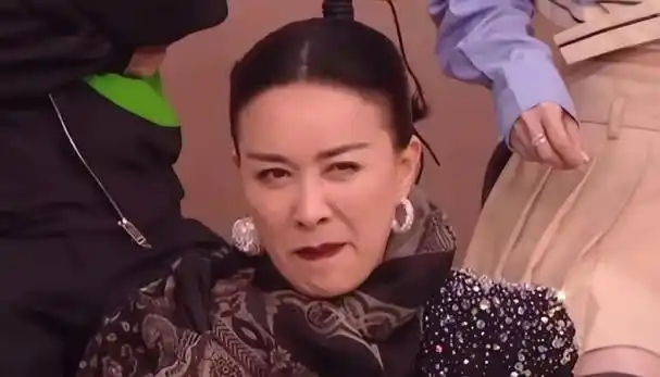 华语乐坛还有谁能救那英?