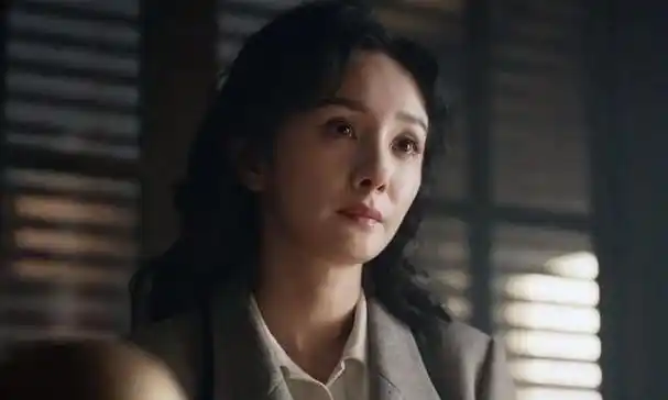 收手吧杨幂,没完没了的"秀身材",再性感观众也会腻