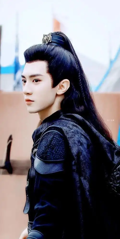 杀破狼剧照公开顾昀角色形象遭吐槽网友表示等了个寂寞