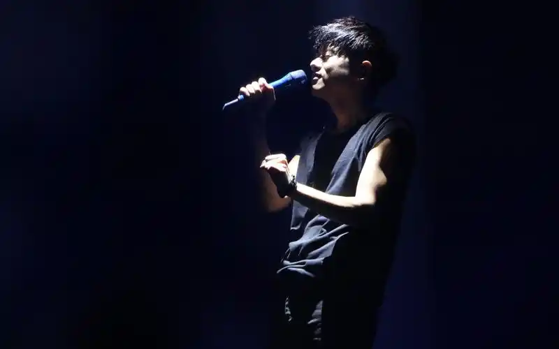 【张杰】张杰2016"我想"世界巡演合肥站《穿越人海》