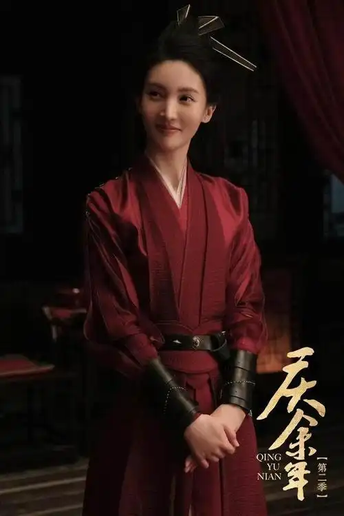 金晨直播回应,医美脸被狂吐槽!评论区大翻车