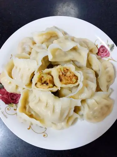 甘蓝香菇馅饺子