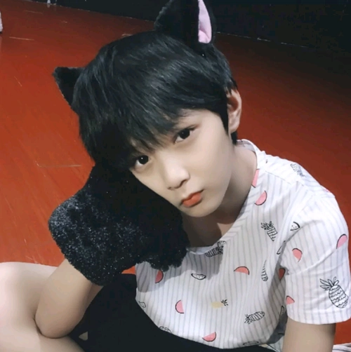 刘耀文幼崽时期可二改. - 堆糖,美图壁纸兴趣社区