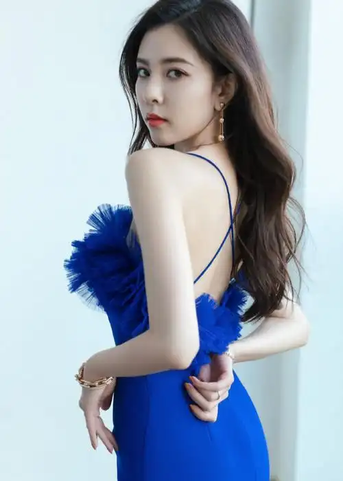 #明星北京电影节出发图#