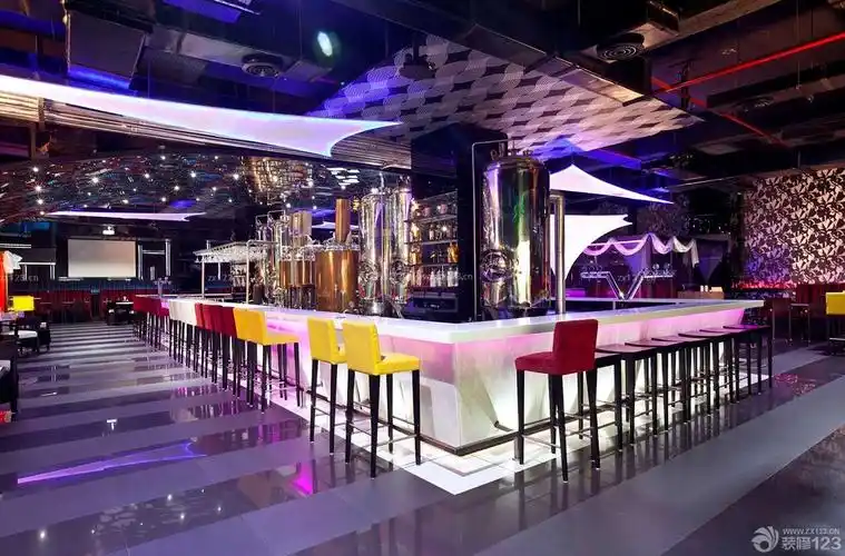 绚丽音乐酒吧吧台装修设计图
