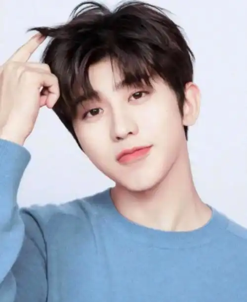 蔡徐坤个人资料(蔡徐坤最丑照片)-cosg百科