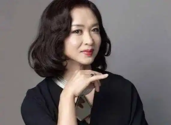 肯波淋:金星是我前夫,参与了她的"变身"过程,如今成为我闺蜜_前妻