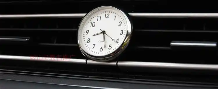 车载时钟汽车石英表仪表台钟表出风口时钟装饰标车内饰电子钟时间表