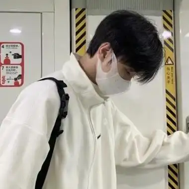 2021高冷气质超级帅的男生头像真人