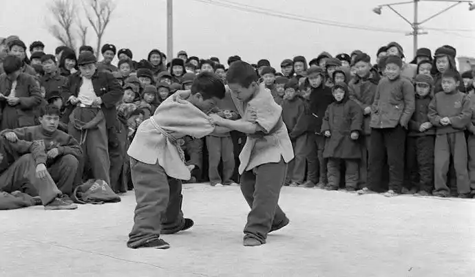 以前没有智能手机老照片上的我们依然快乐无边