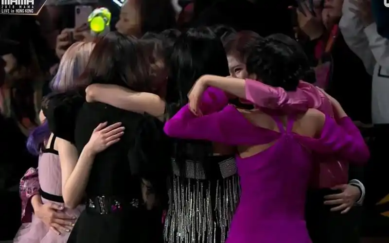 twice完整181214获三个奖获奖感言2018香港mama女子组合最佳舞蹈奖