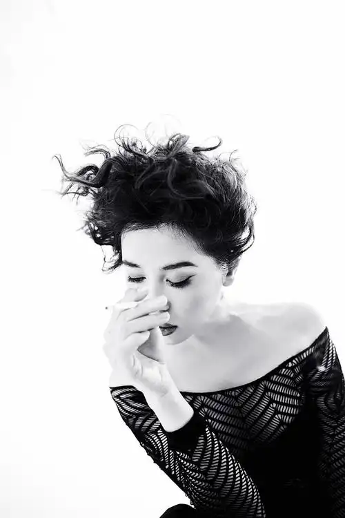 余男 写真 - mtime时光网