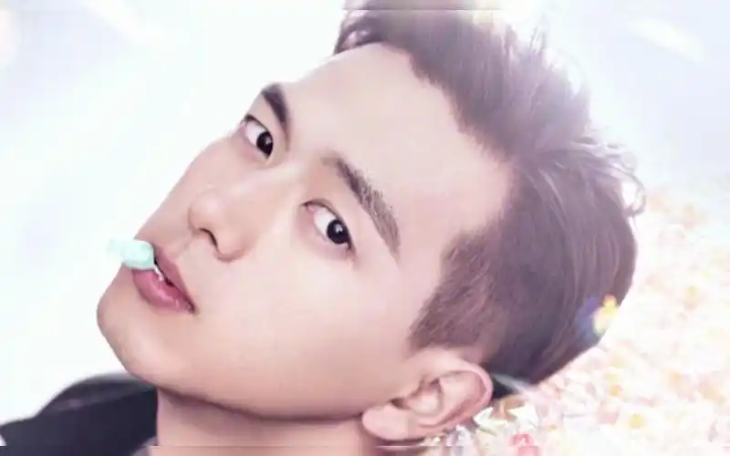 李现放同款照片继续神仙售后,你们爱了吗 李现 杨紫 亲爱的热爱的