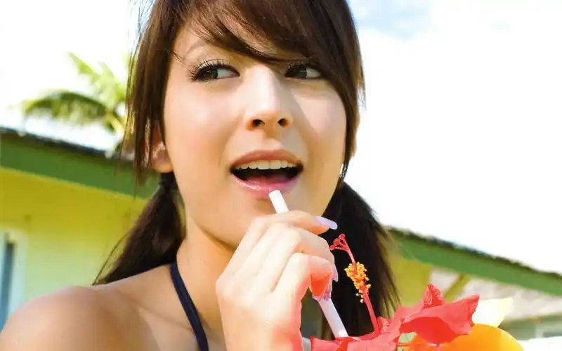 "女朋友"莉亚·迪桑,高清图片,电脑桌面-壁纸族