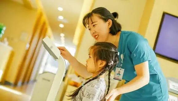 公立医院儿科医生出走之后,他们创业了