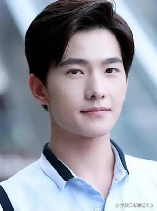 杨洋是娱乐圈中知名度较高的男演员之一.