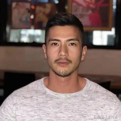 im电竞:10位娱乐圈亚裔"胡须男"哪一款是你的_m电竞|官网