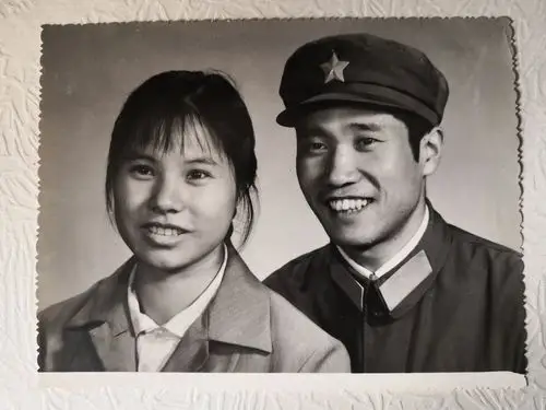 70年代的结婚照