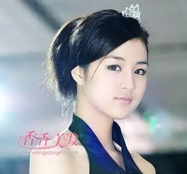 短头发怎么扎好看中学生 女生扎学生短头发马尾辫