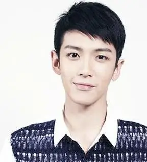 柯震东发型怎么剪