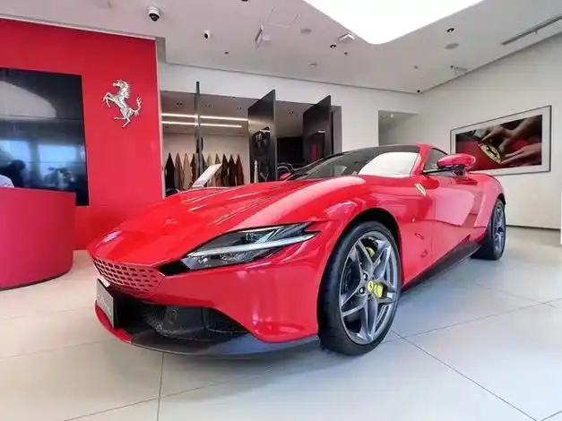 法拉利roma硬顶跑车39t可分期贷款