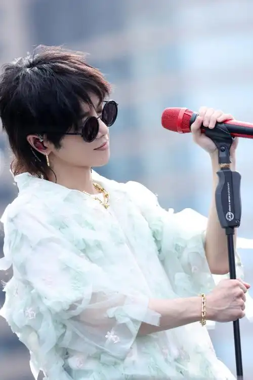 2024华晨宇火星演唱会