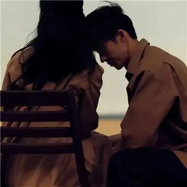 青春温馨真人情头一人一张很甜的颜值巨高的情头