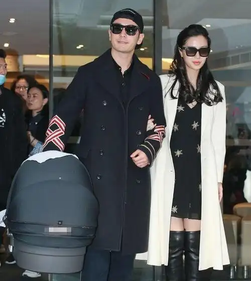 baby黄晓明离婚后,两人都各自有了新生活,尤其黄晓明频繁被拍到和年轻